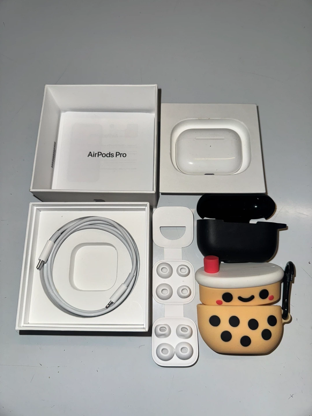 Apple AirPods Pro Wireless Charging Case