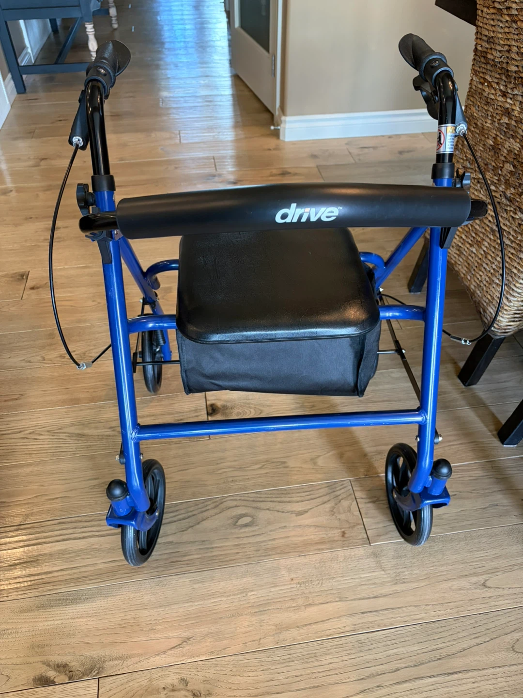LIKE NEW!  ONLY $135 DRIVE Blue foldable Walker - photo 4