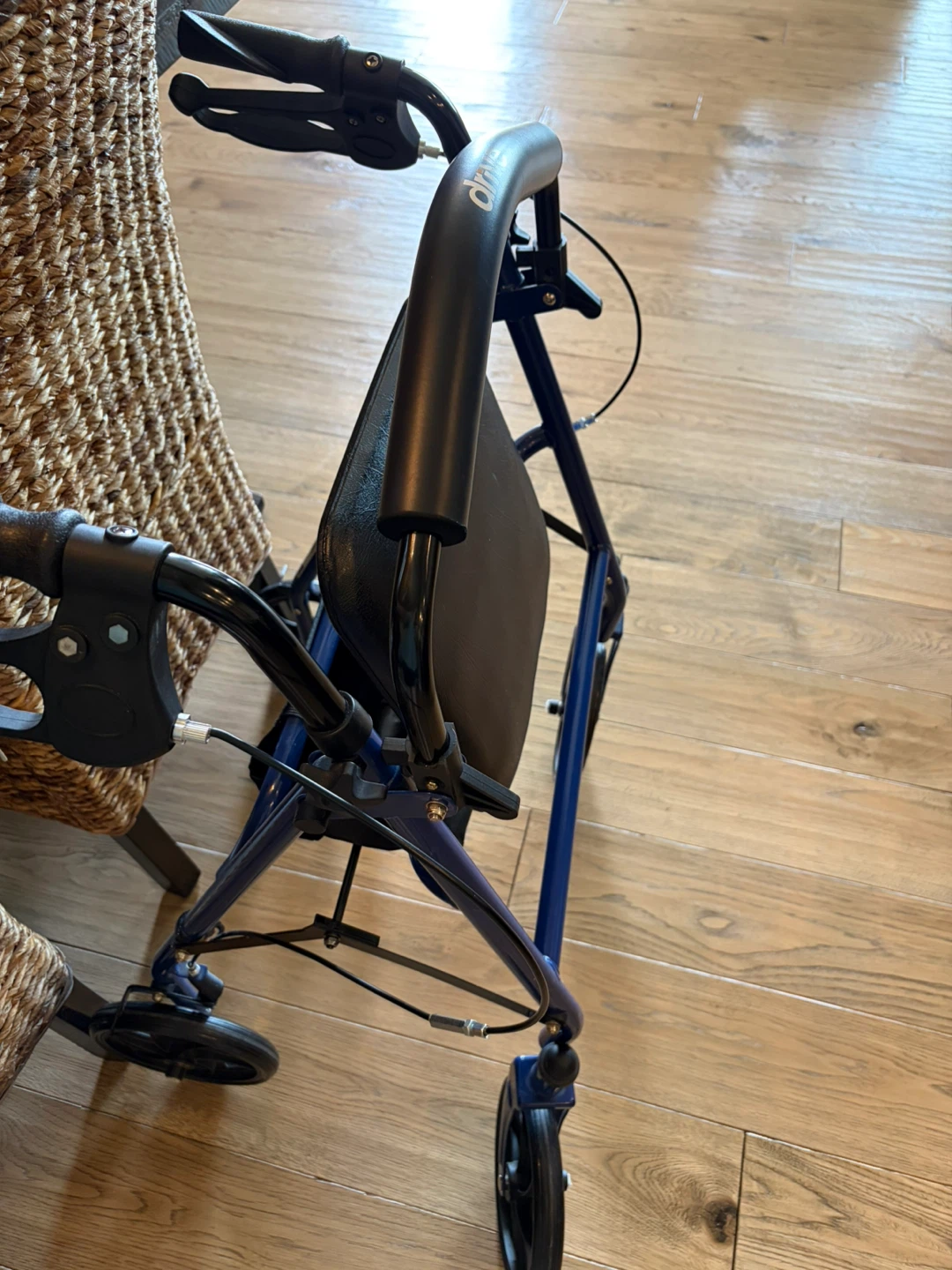 LIKE NEW!  ONLY $135 DRIVE Blue foldable Walker - photo 5