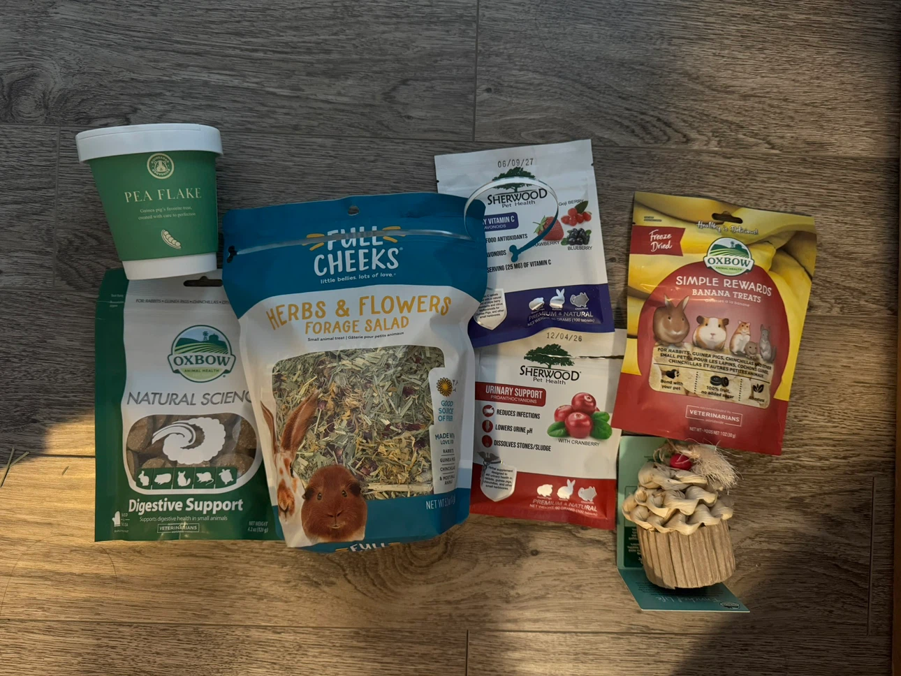 Guinea Pig Food and Accessories Bundle