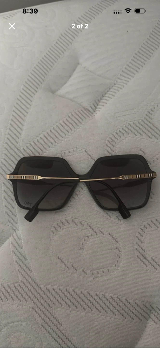Burberry Sunglasses - photo 2