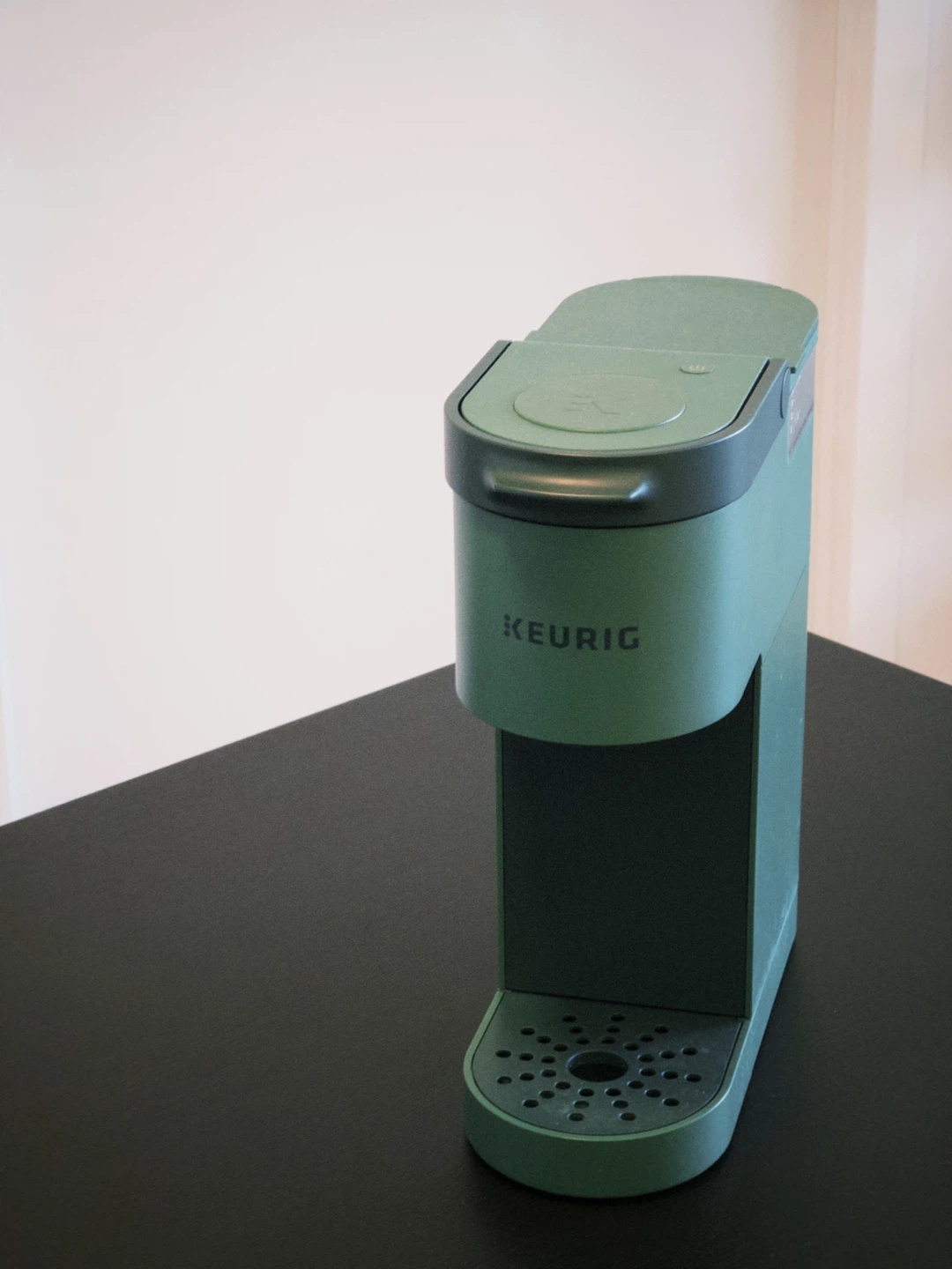 Keurig K-Mini Single Serve Coffee Maker (Matte Green)