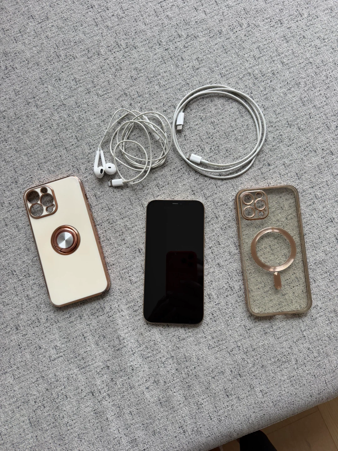 Apple iPhone 12 Pro - Gold - photo 5