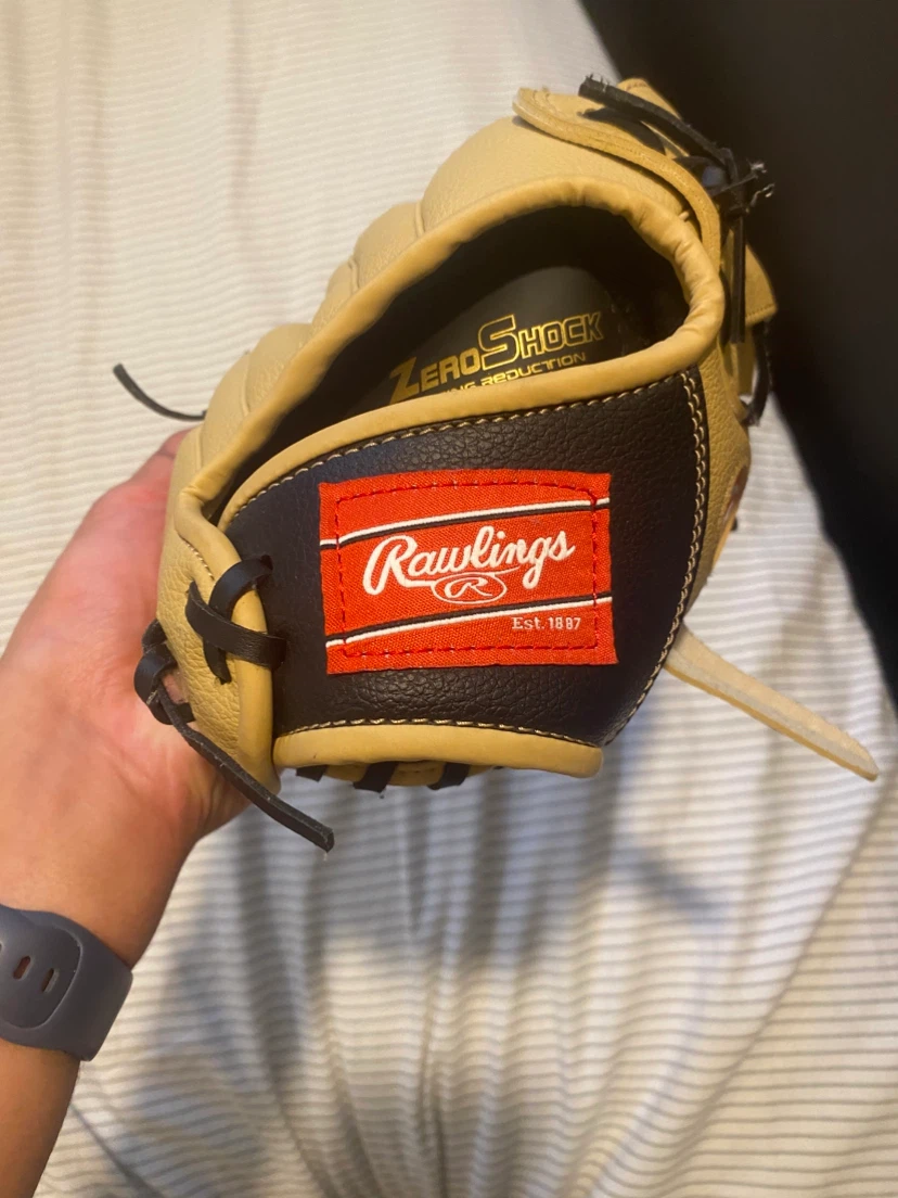 Brand new baseball glove - photo 3