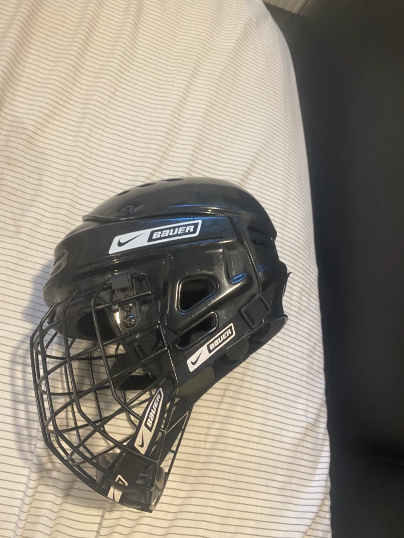 Bauer Nike Hockey Helmet with Cage - photo 3