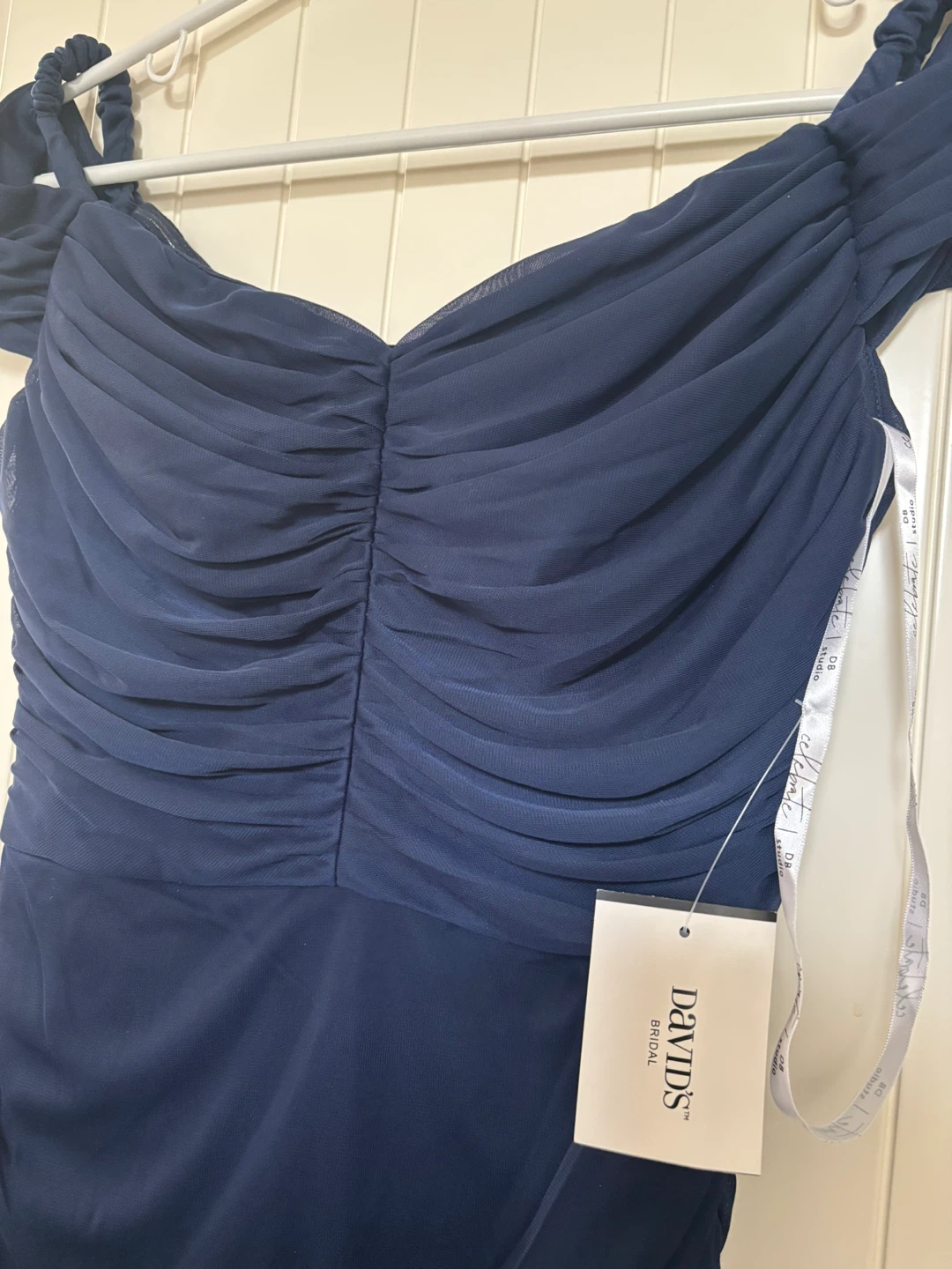 Navy Blue Ruched Off-the-Shoulder Gown ( Brand new ) - photo 3