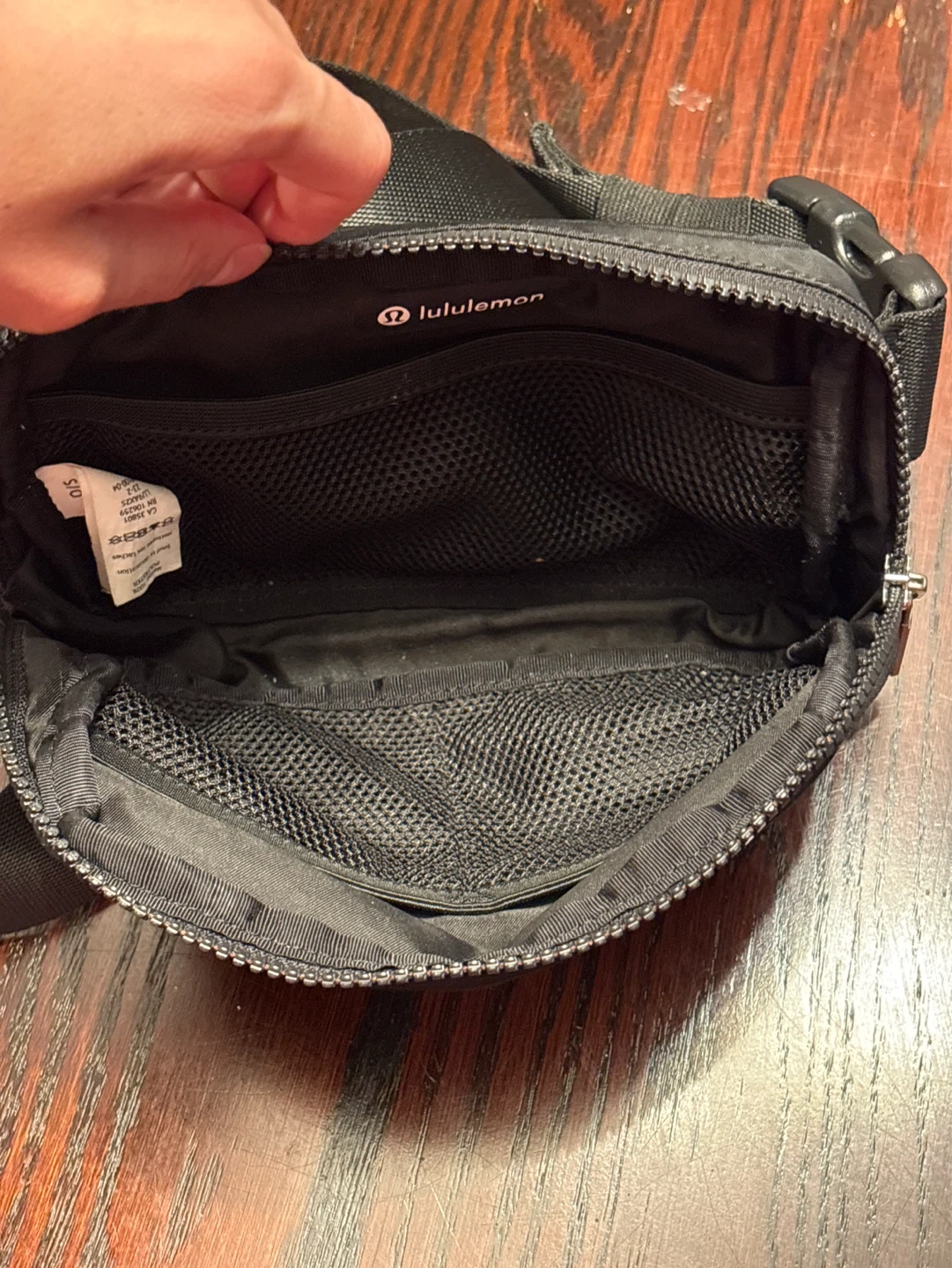 Lululemon Everywhere Belt Bag - Black - photo 2