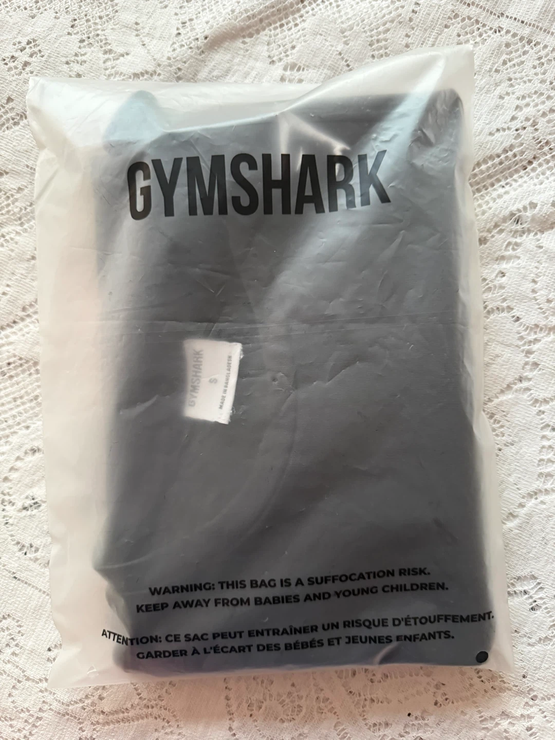 Gymshark Men’s Crest T-Shirt - (Small) 100% Authentic - photo 4