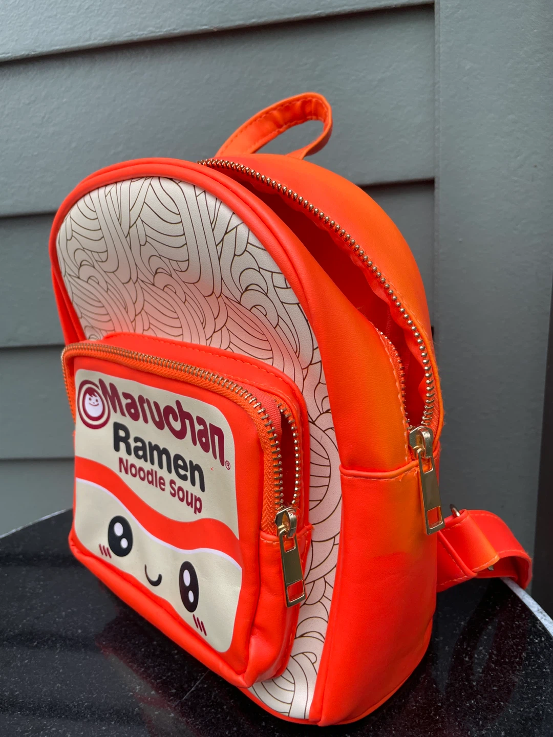 Maruchan Ramen Backpack and 2 Bowls - photo 3