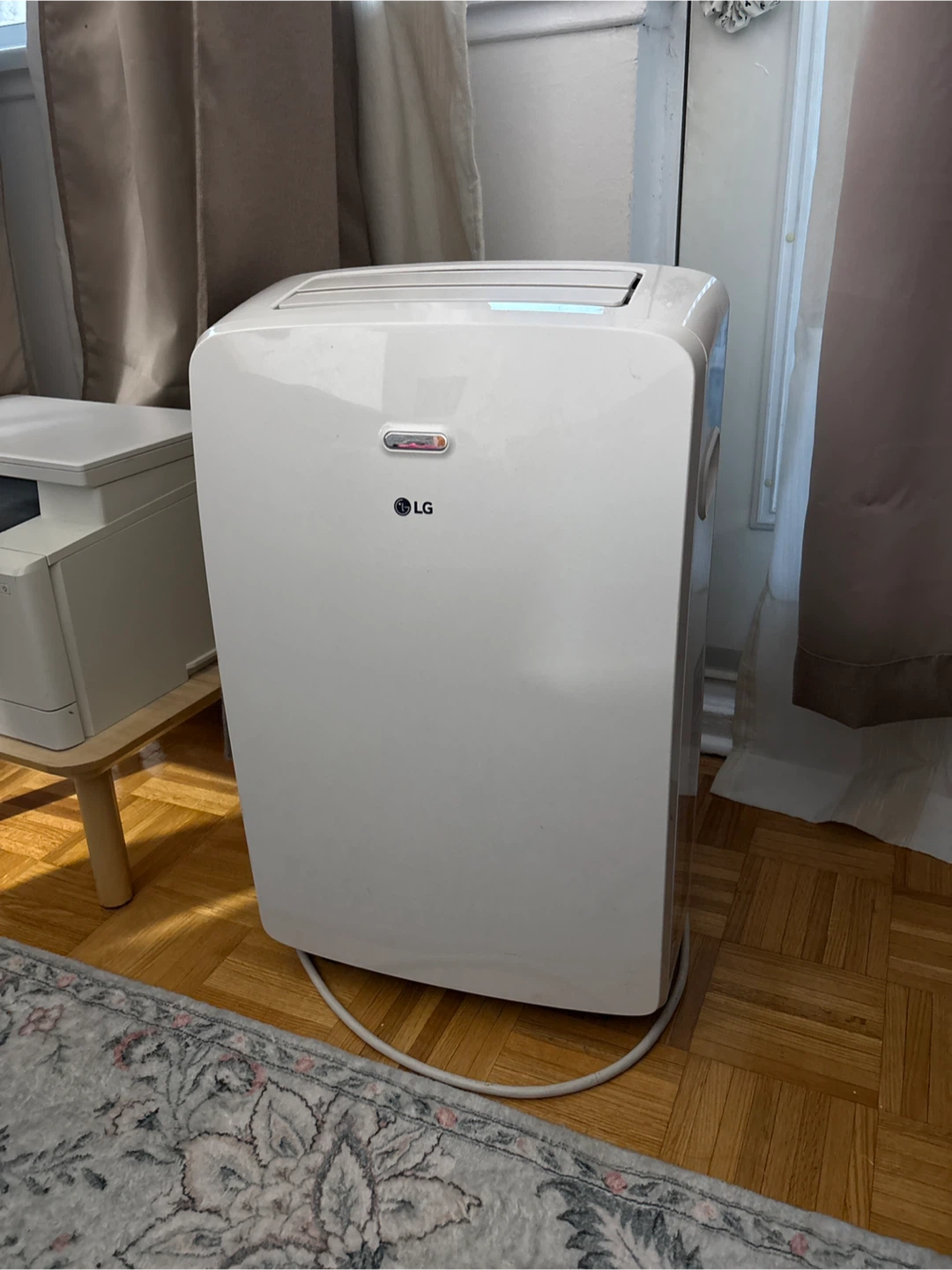 Portable air conditioner