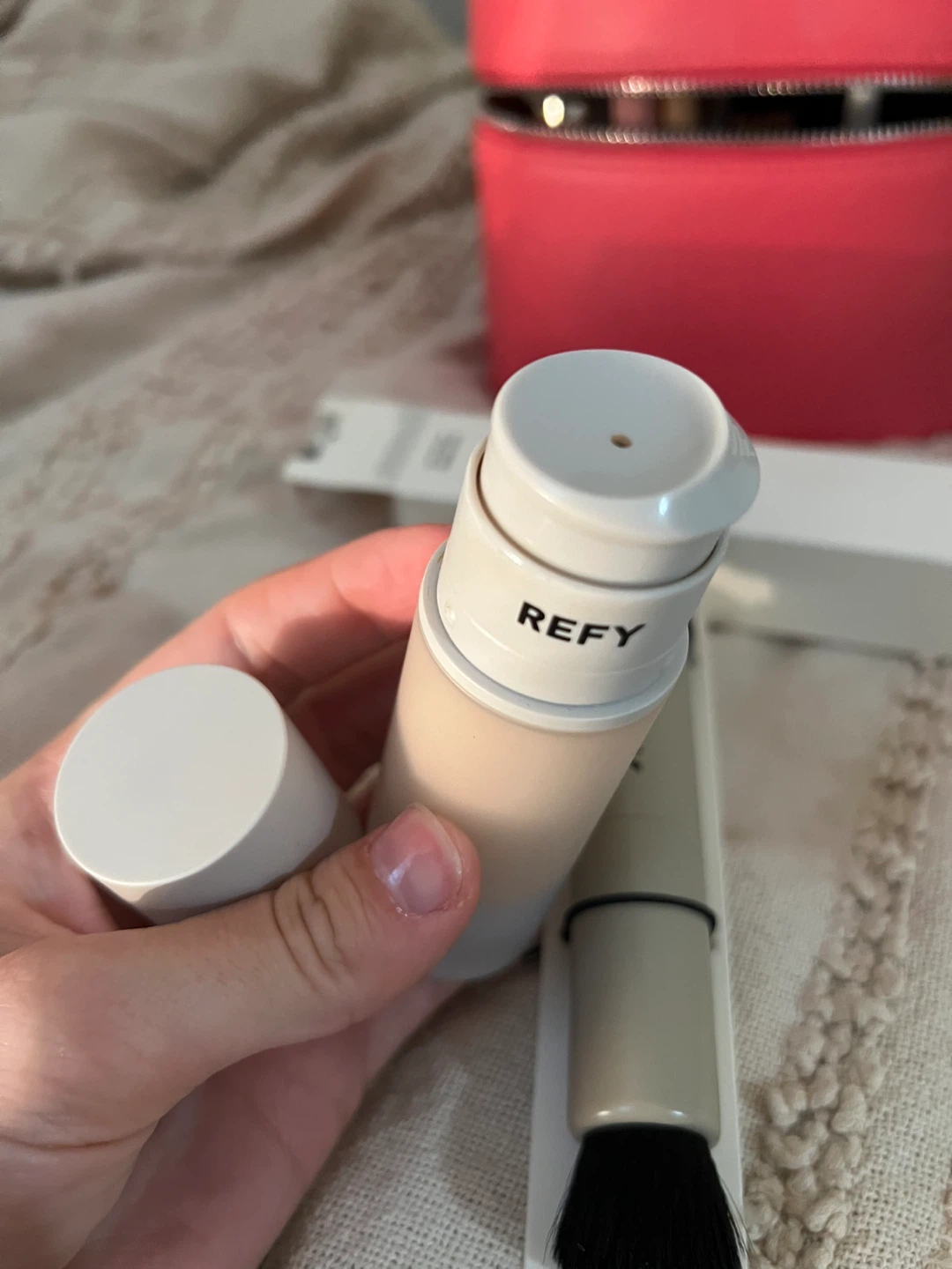 REFY Skin Tint and Duo Brush Set - photo 3
