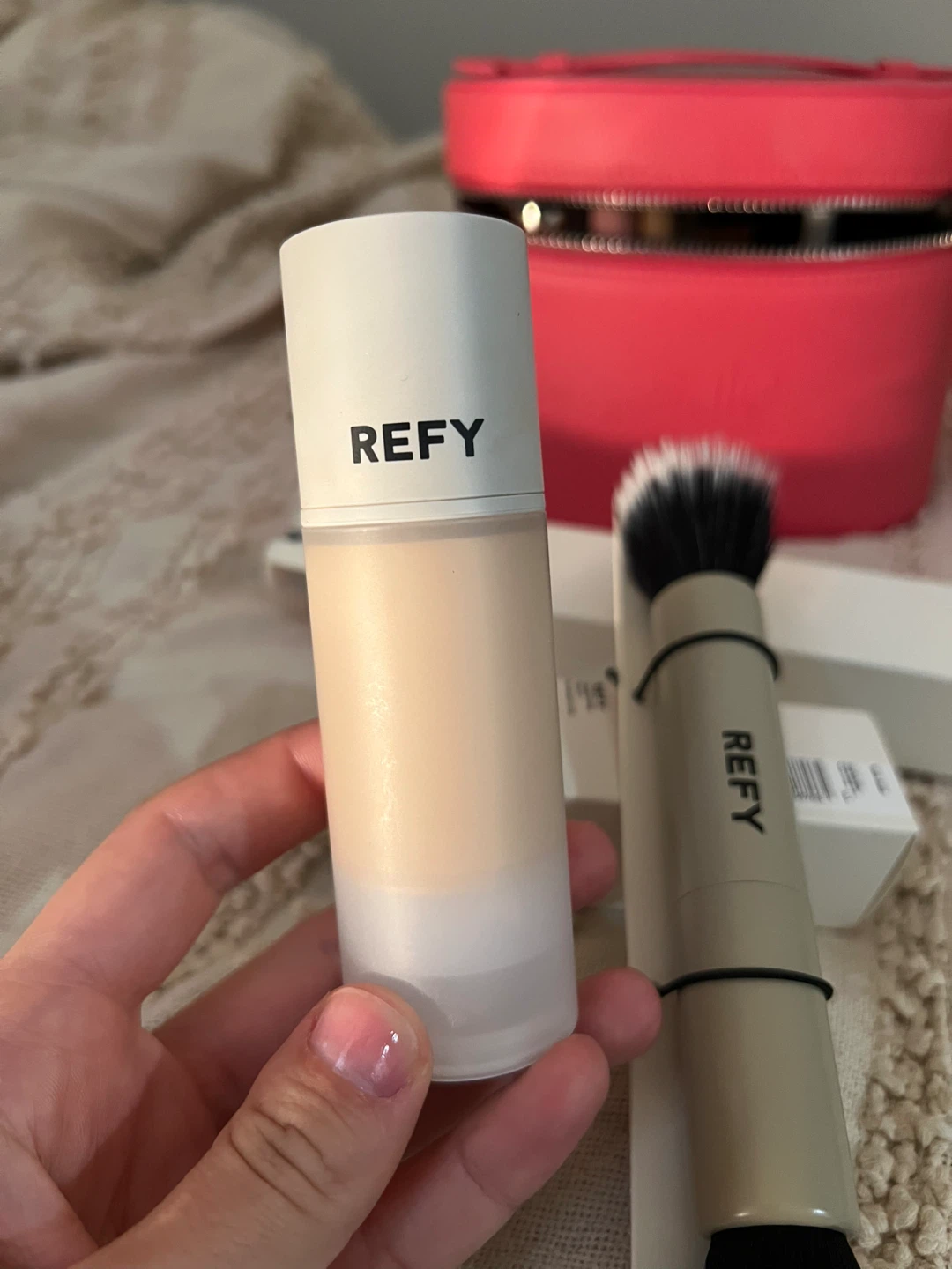 REFY Skin Tint and Duo Brush Set - photo 4