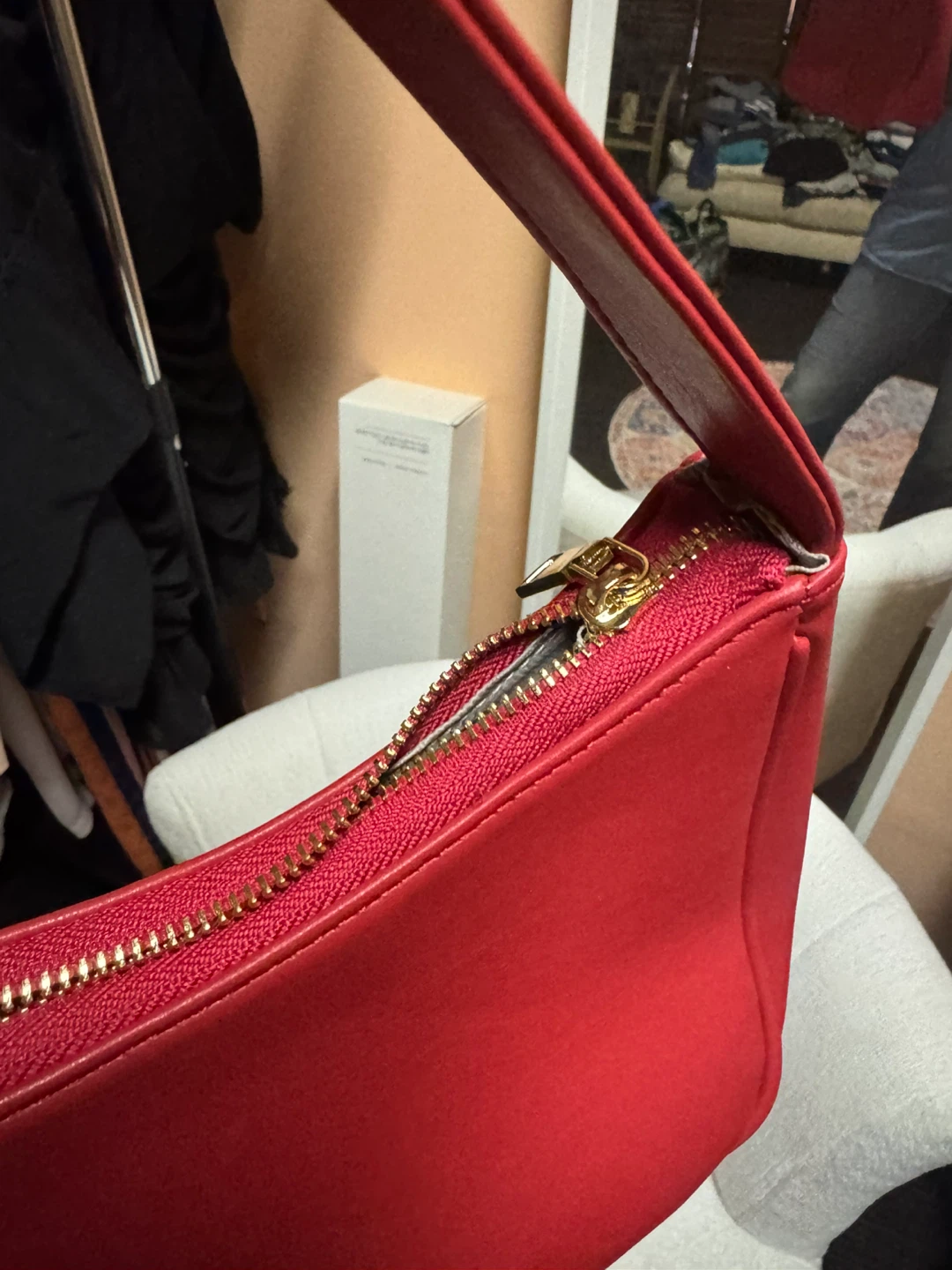 Red shoulder bag - photo 5