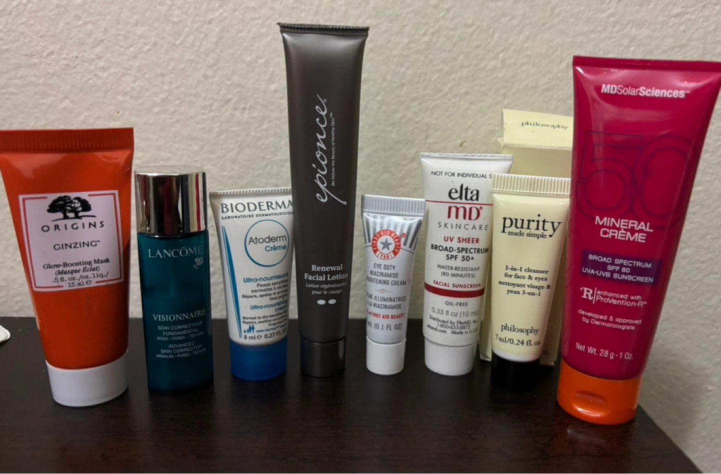BRAND NEW-LOT of 8 Assorted Skincare Pieces