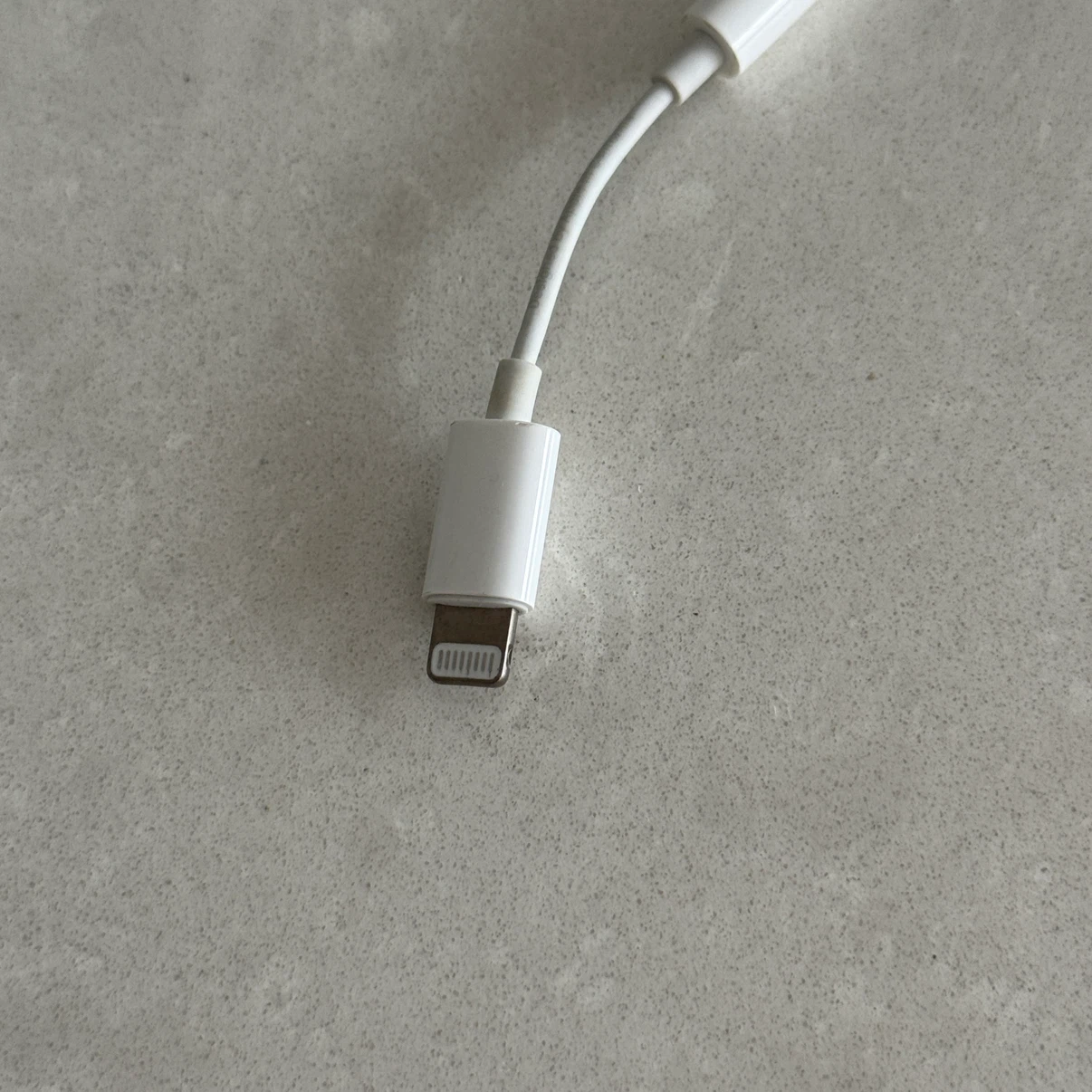 Apple Lightning to 3.5mm Headphone Jack Adapter - photo 2
