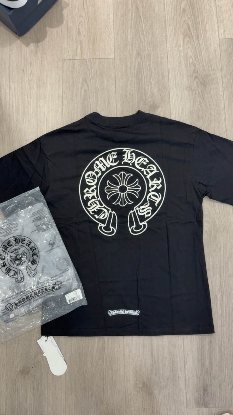 1:1 Black Chrome Hearts tee - photo 2