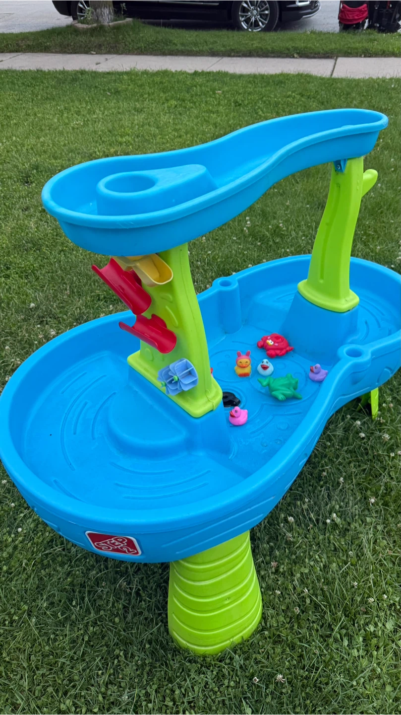 Step2 Water Table with Accessories