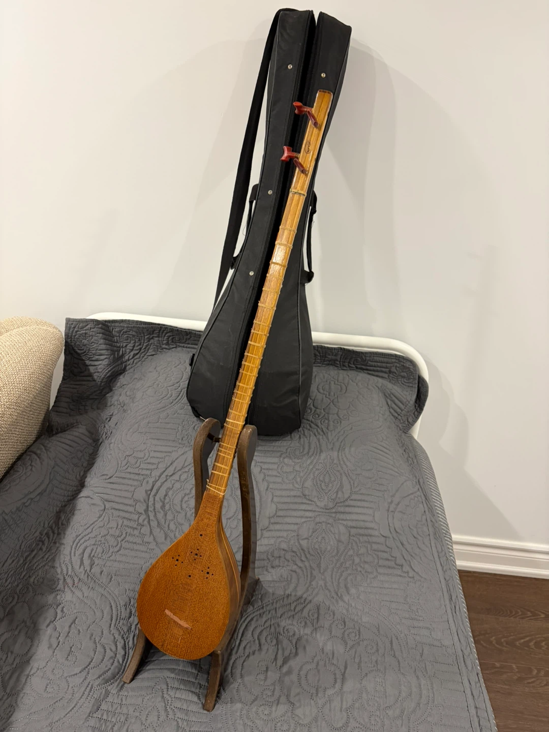 Wooden Lute with Case - photo 2