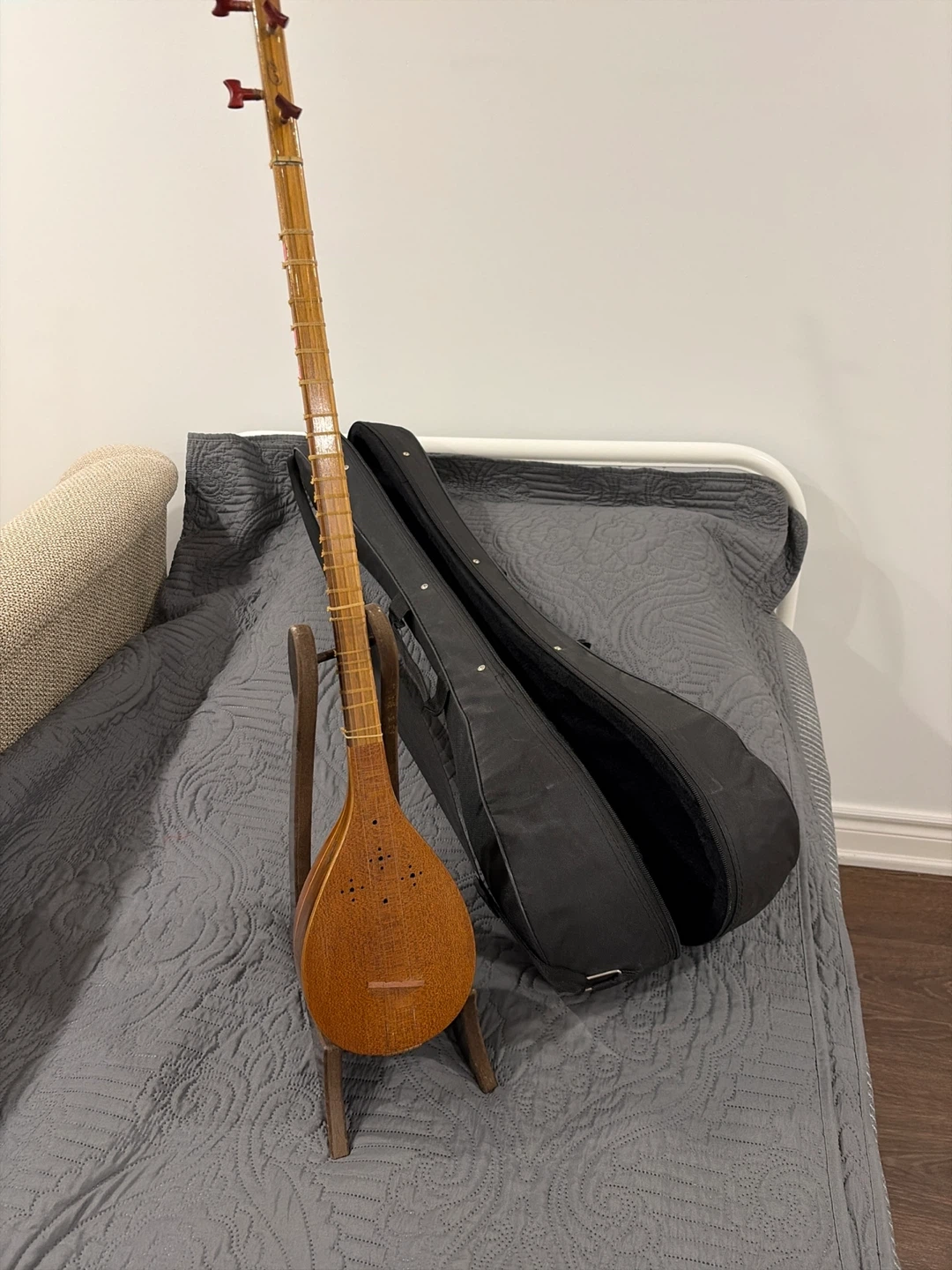 Wooden Lute with Case - photo 4