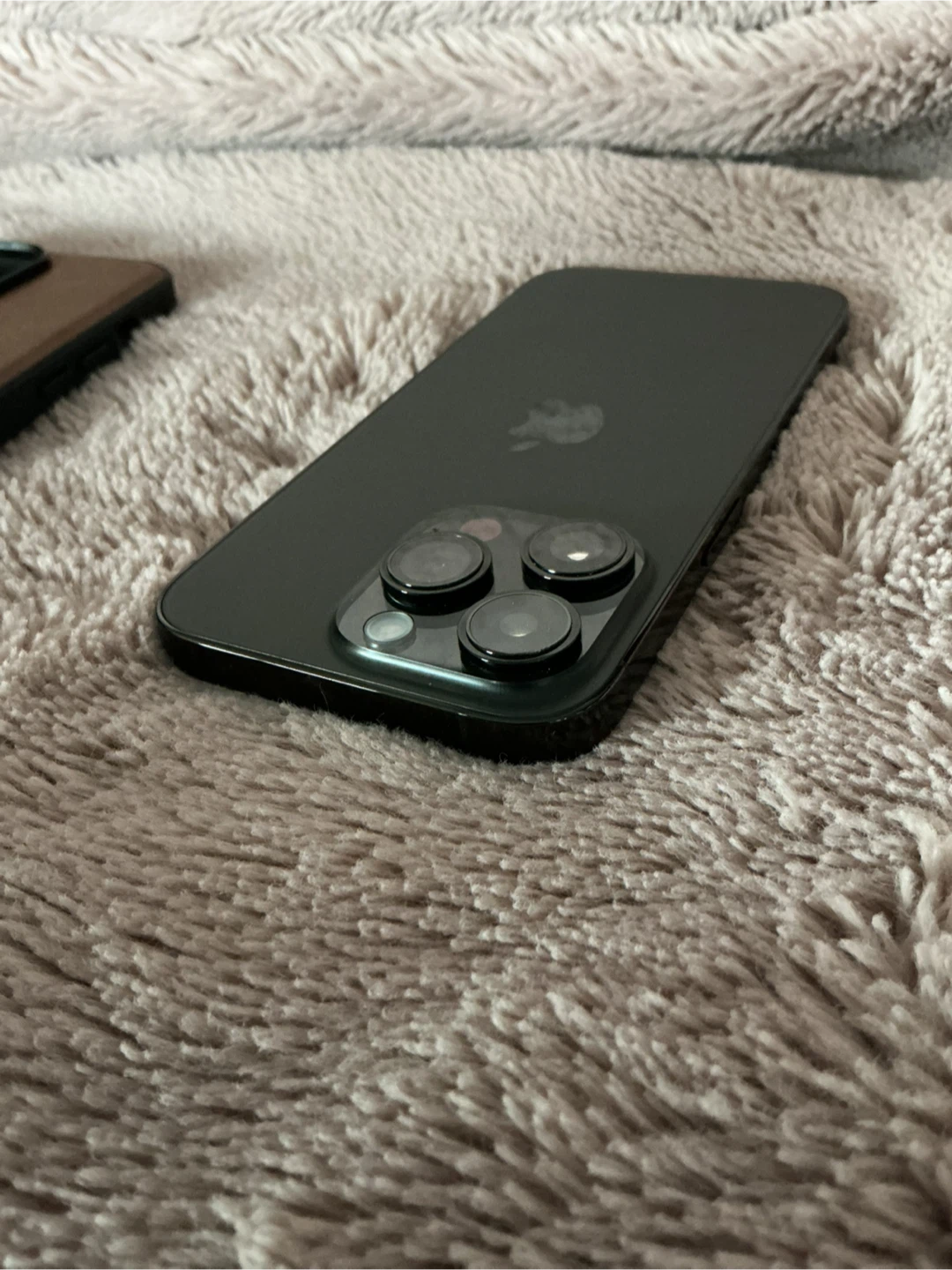 iPhone 14 Pro Black (1yr warranty) Unlocked - photo 4