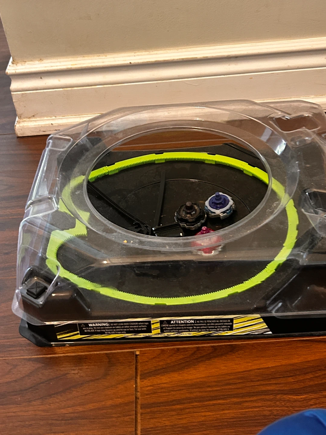 Beyblade Arena with 3 Spinners - photo 4
