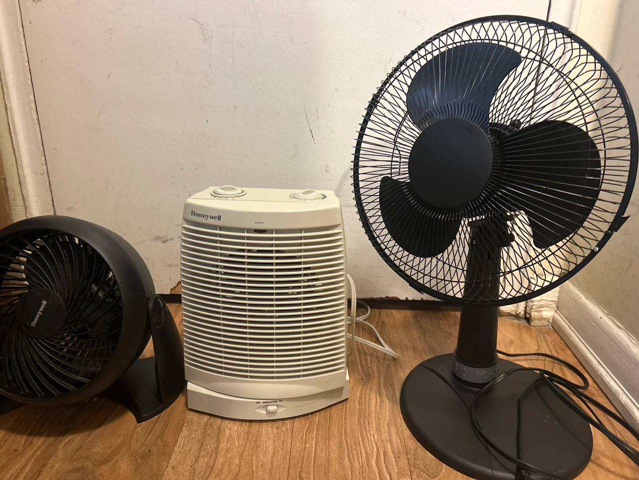 Honeywell Fan $10 and Heater and fan in one $15 - photo 2
