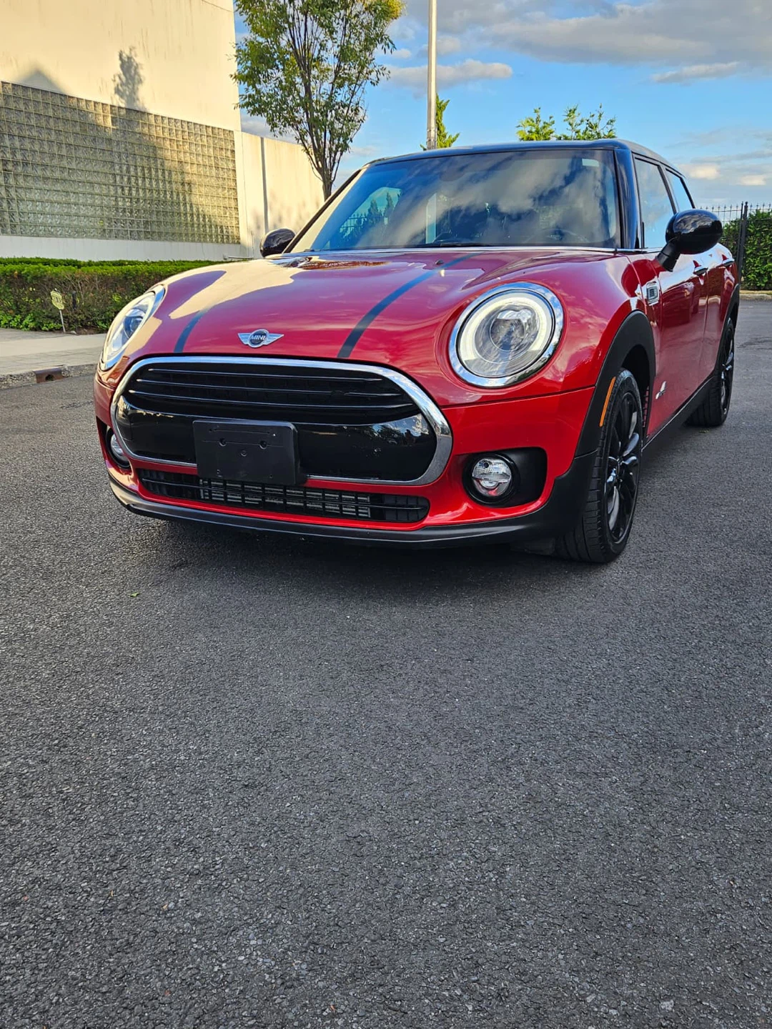 Red Mini Cooper Clubman