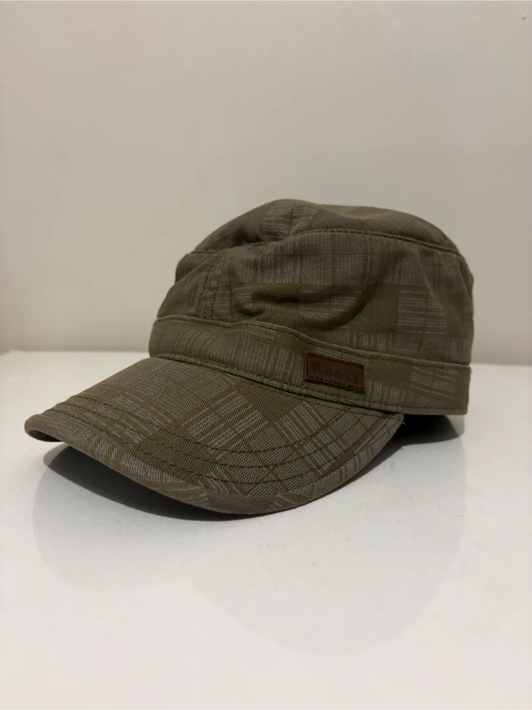 Vintage Roots Canada newsboy cap Y2K Brenton hat Ed hardy