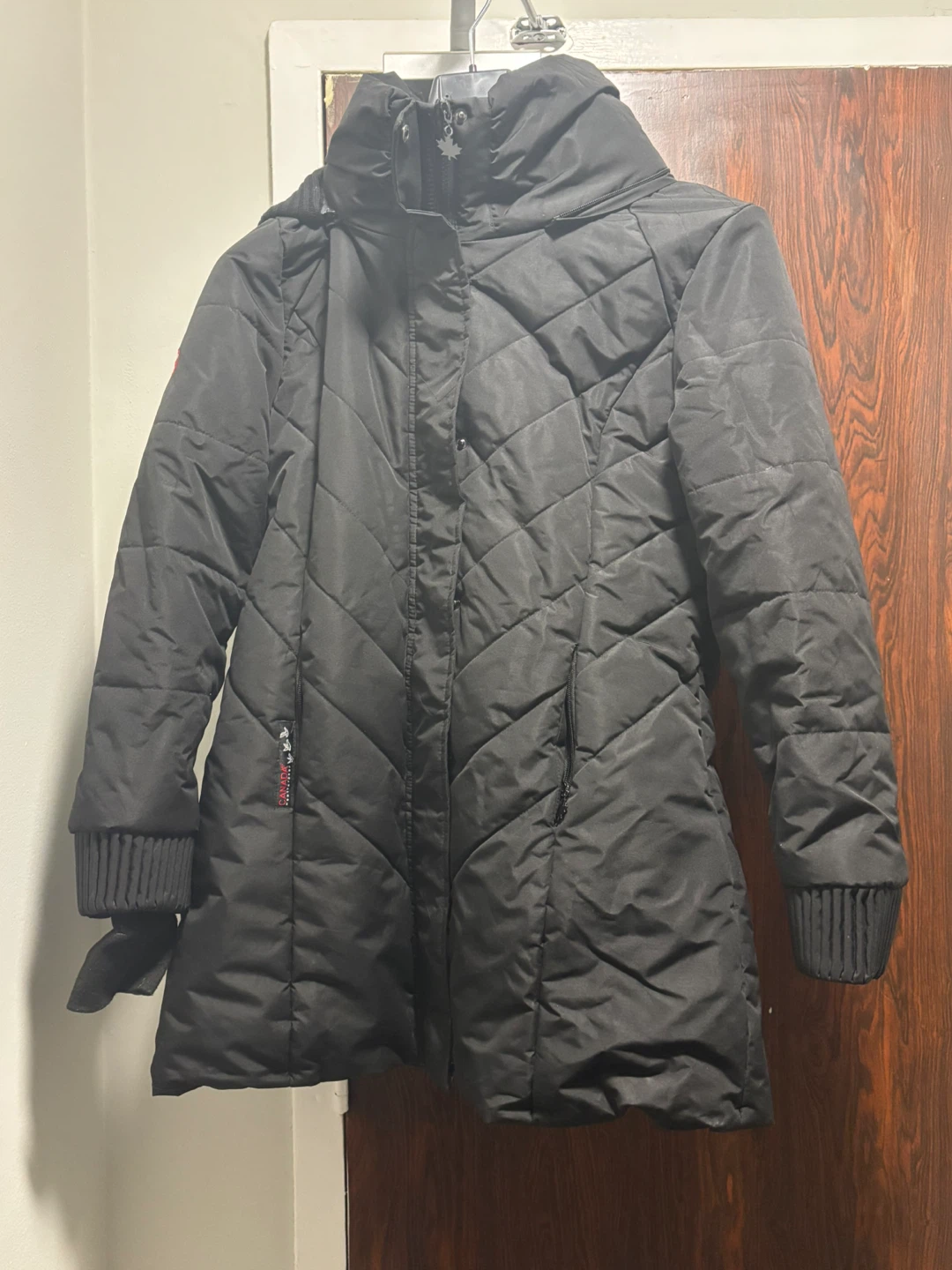 Canada Goose Black Quilted Winter Coat - photo 2