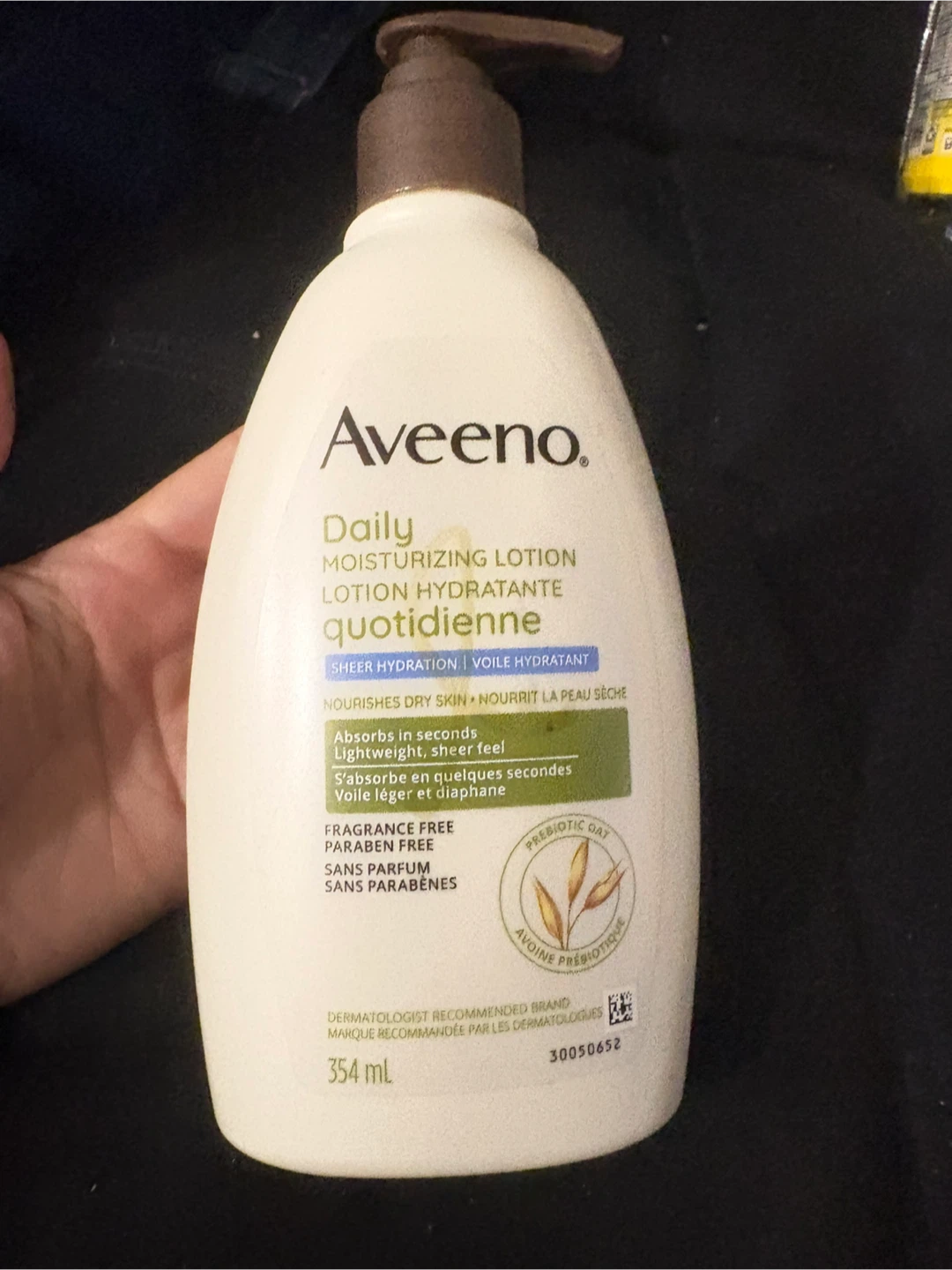 Brand new Aveeno Daily Moisturizing Lotion 354 mL