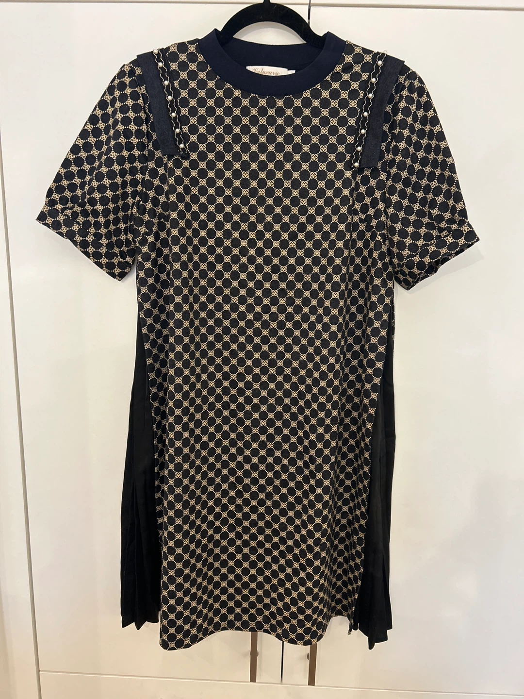 Valuxury Dress - Size Medium