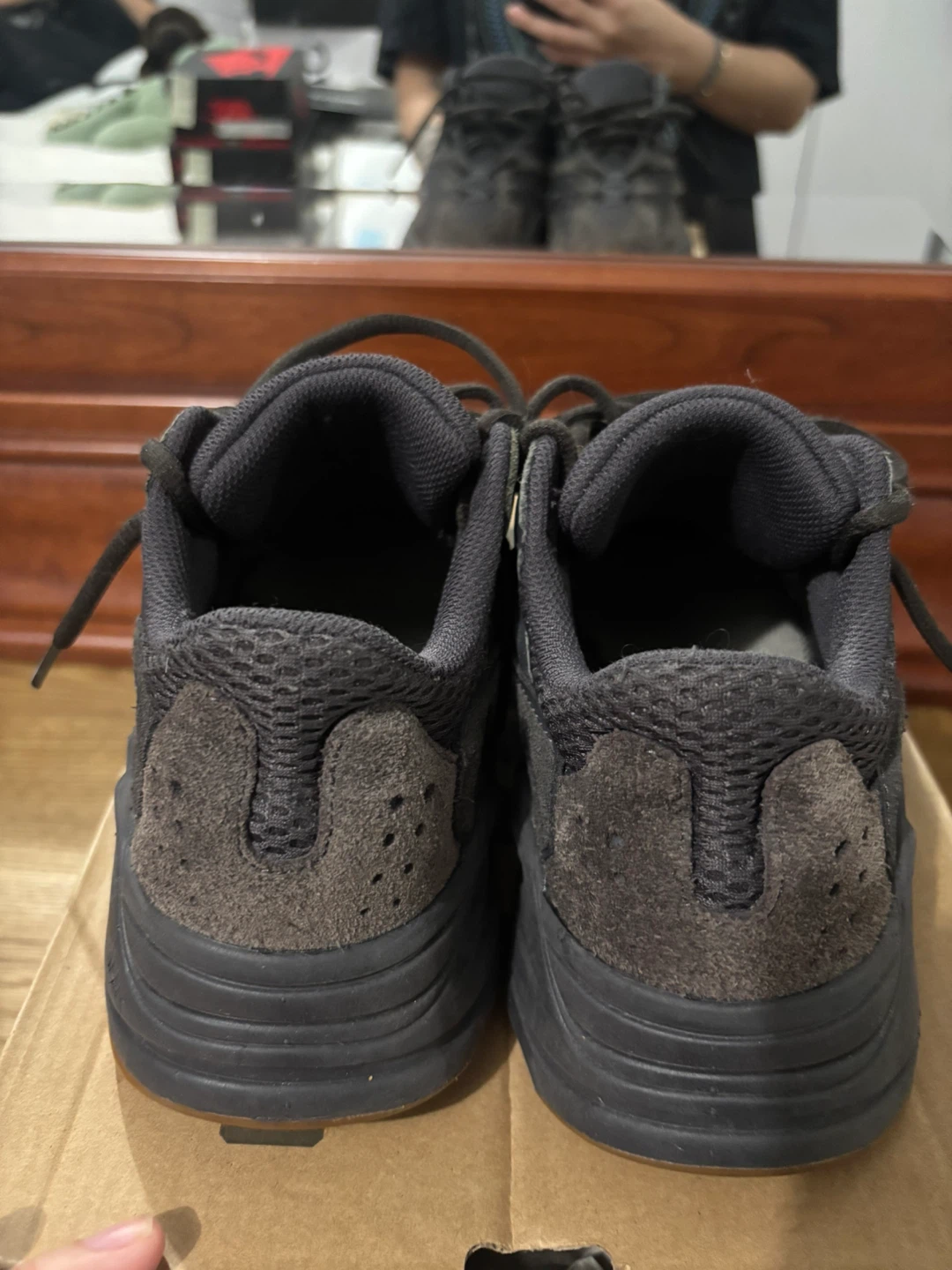Adidas Yeezy Boost 700 - photo 3