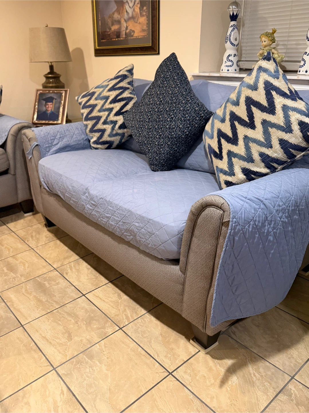Couches - photo 4