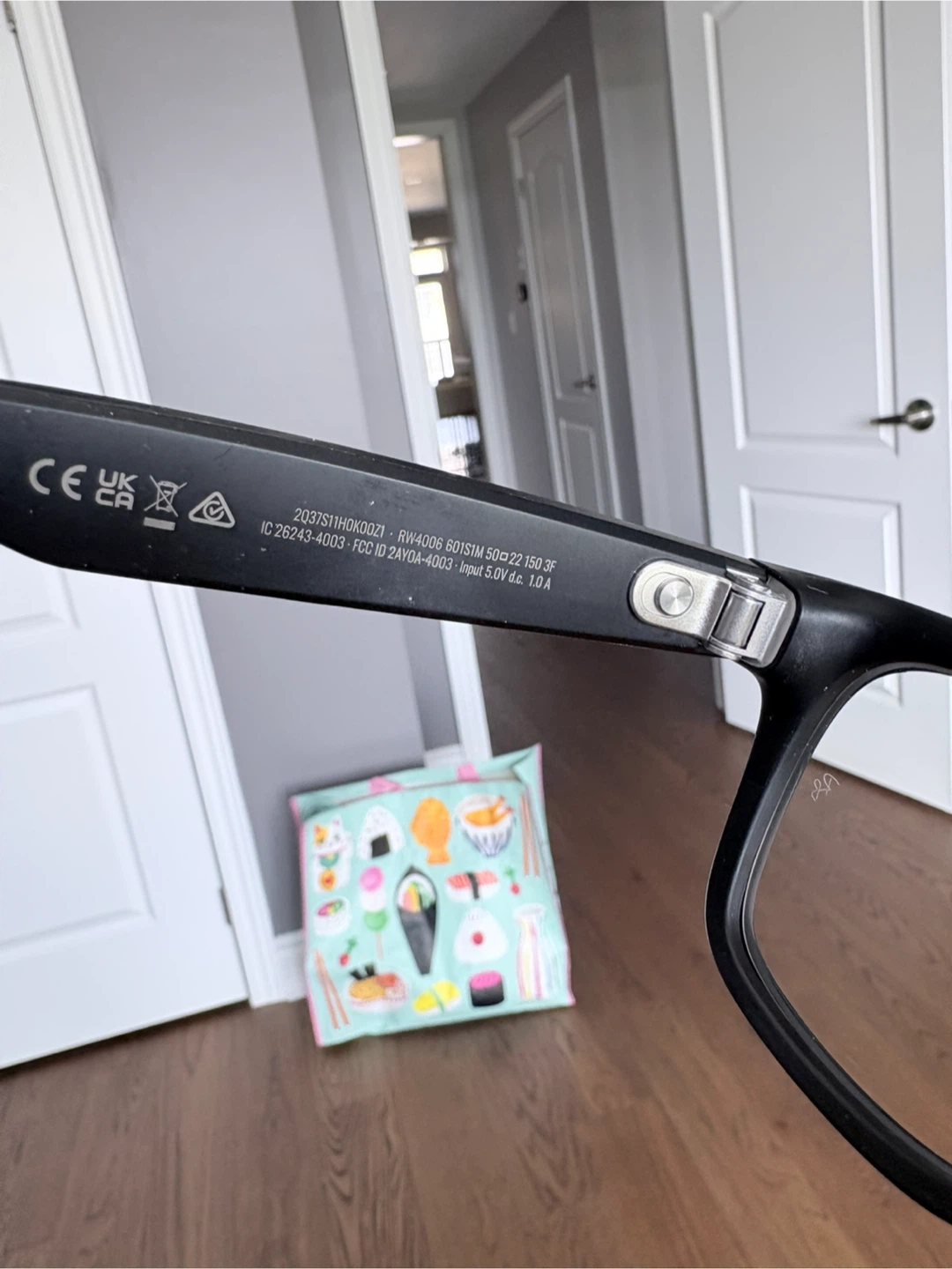 Ray-Ban Meta Wayfarer Smart Glasses - photo 4