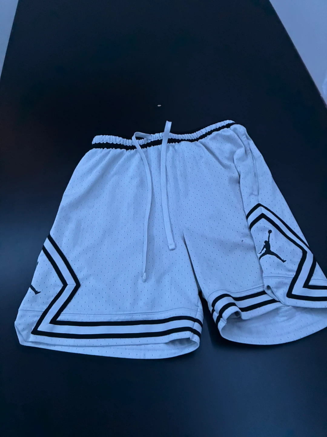 Jordan Dri-FIT Basketball Shorts - White/Black - Size M