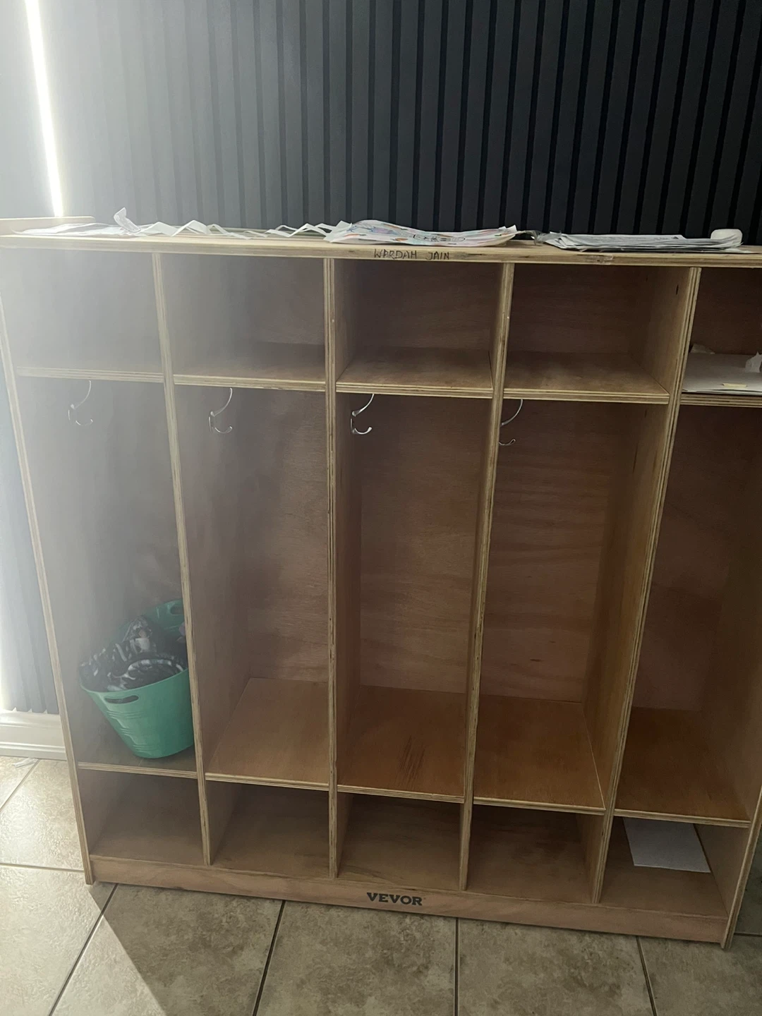 VEVOR Wooden Locker Unit