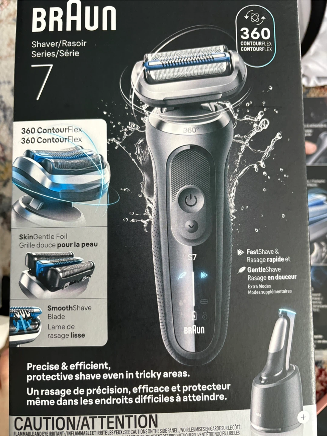 Braun Series 7 Shaver with 4-in-1 Clean & Charge Station - photo 3