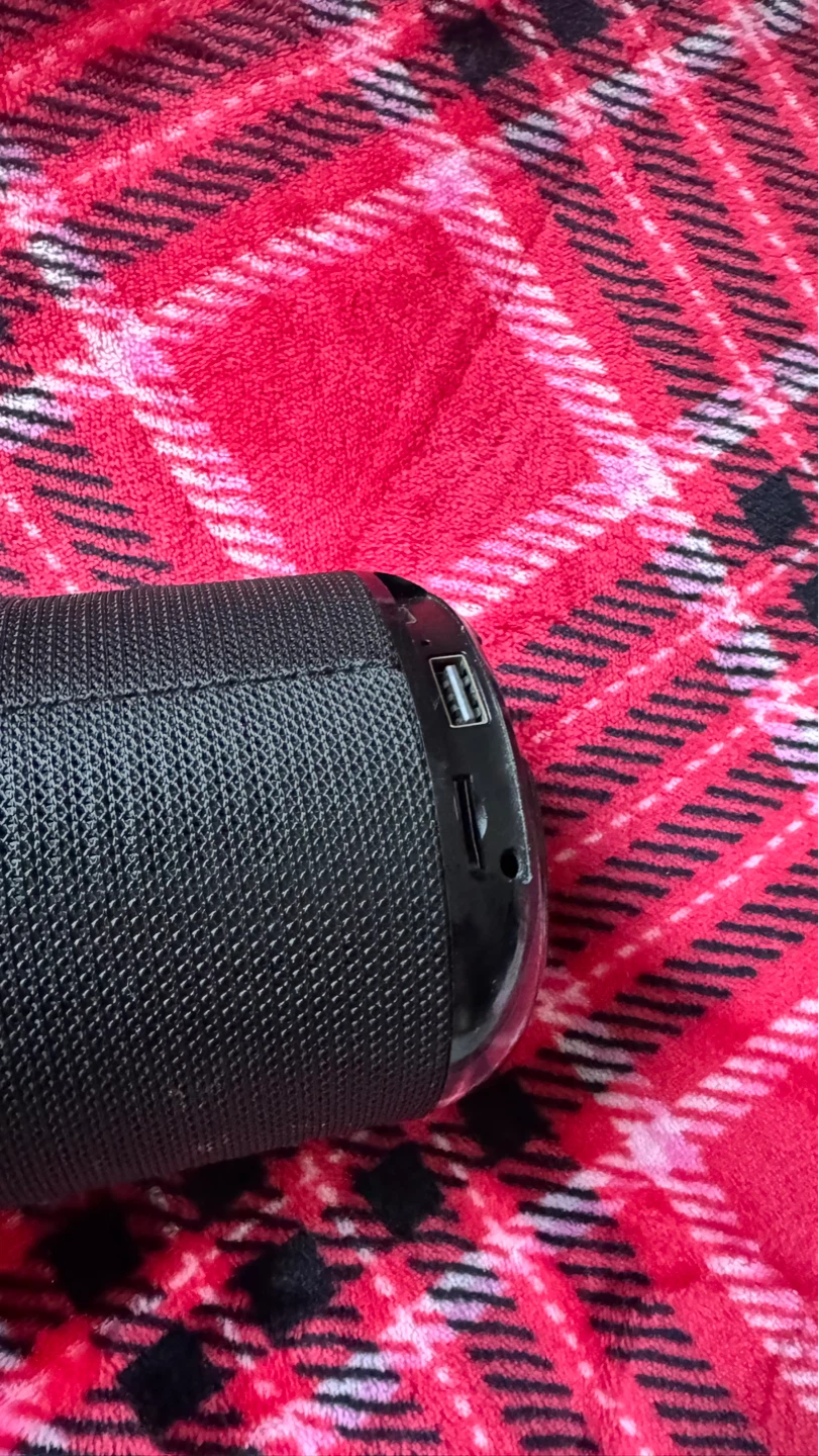 Black Portable Bluetooth Speaker - photo 3