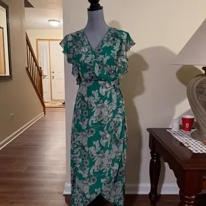 Japna Green Floral Print Wrap Dress Size S