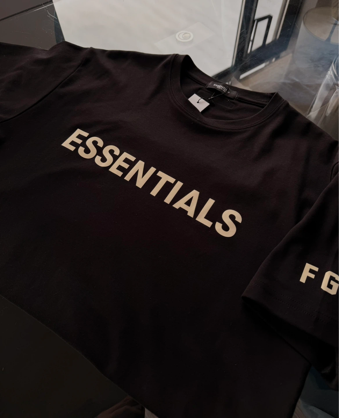 Fear of God Essentials T-Shirt men’s L - photo 2