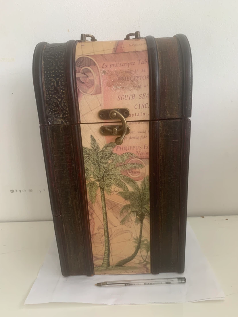 Decorative Wooden Treasure Chest Style Storage Box - photo 2