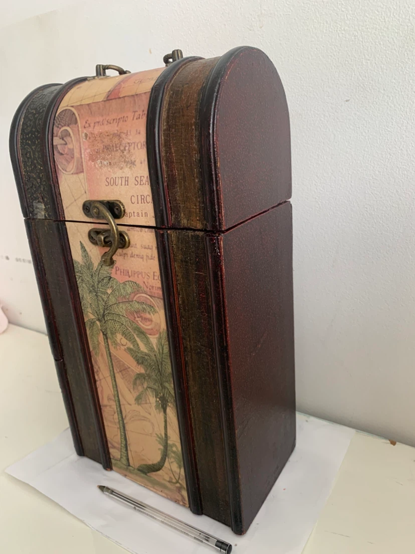 Decorative Wooden Treasure Chest Style Storage Box - photo 3