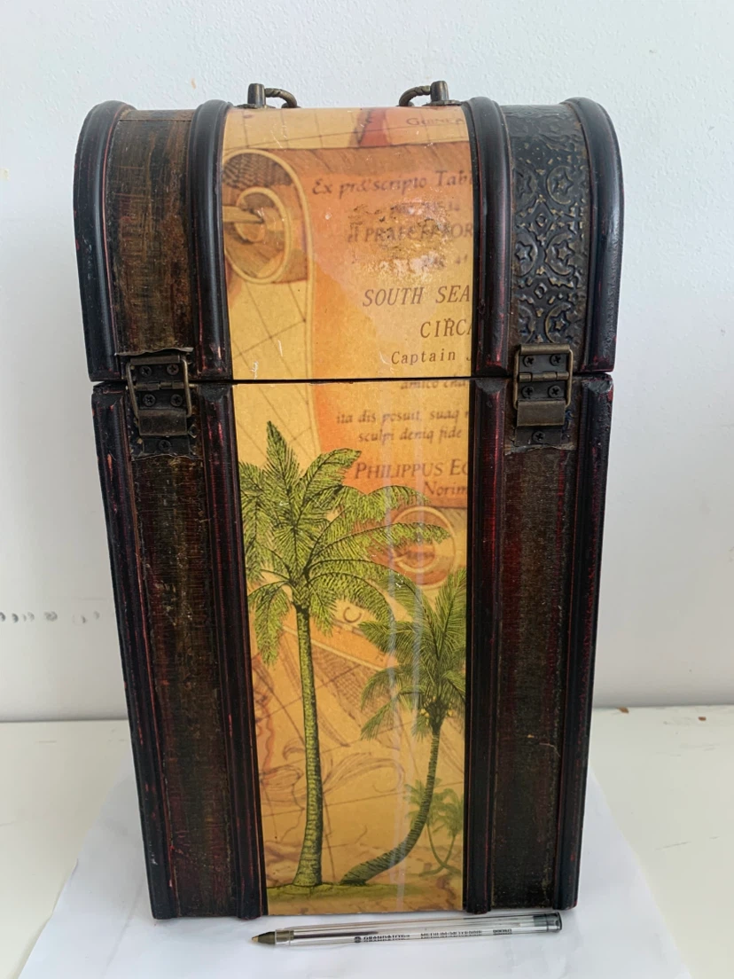 Decorative Wooden Treasure Chest Style Storage Box - photo 4