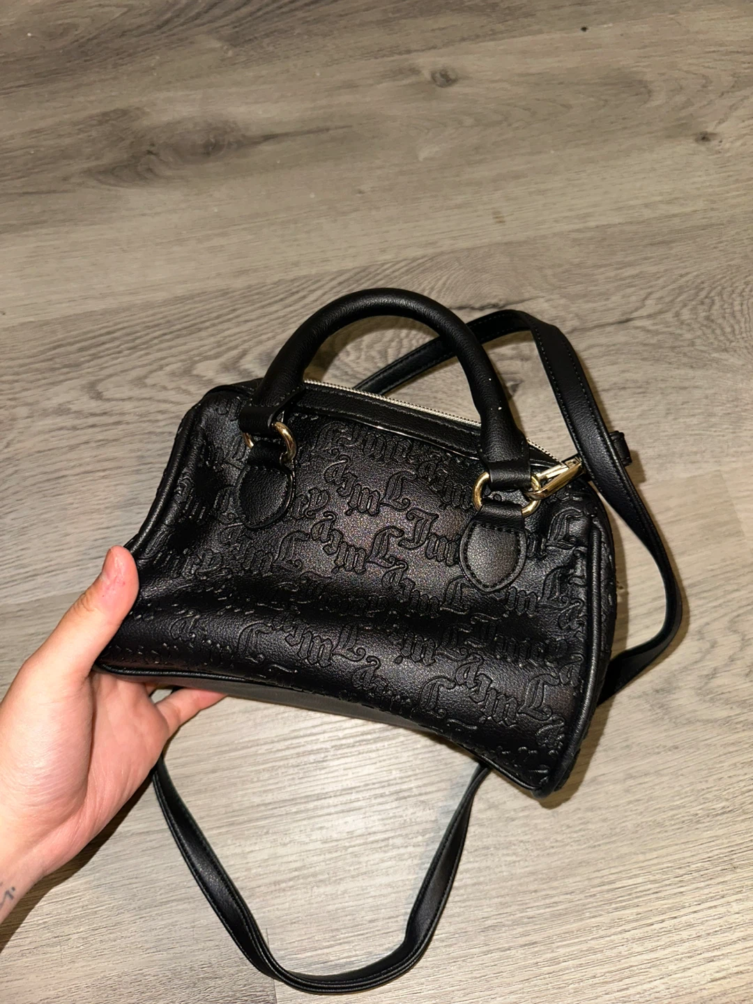 Juicy Couture Semi Charmed Black Satchel Bag - photo 3