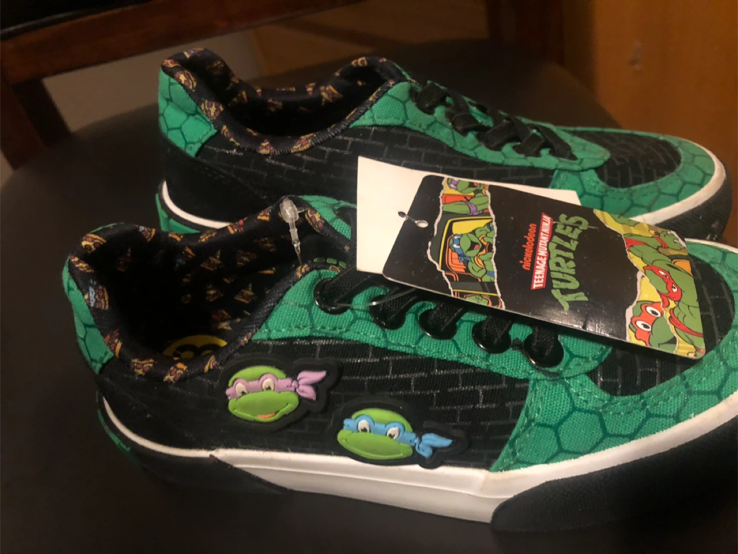 NEW Teenage Mutant Ninja Turtles Kids Sneakers Size 13