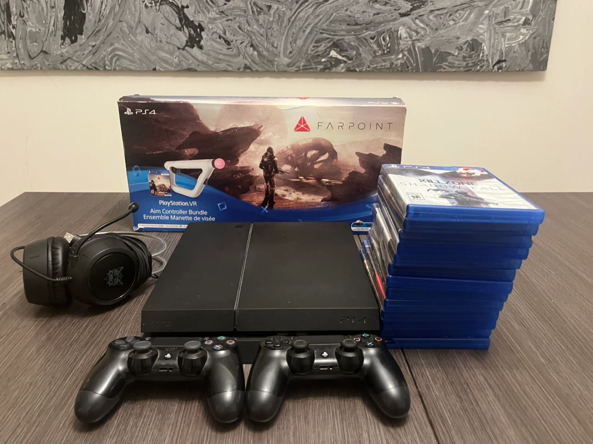 PlayStation 4 Console Bundle with Games and VR Set - photo 2