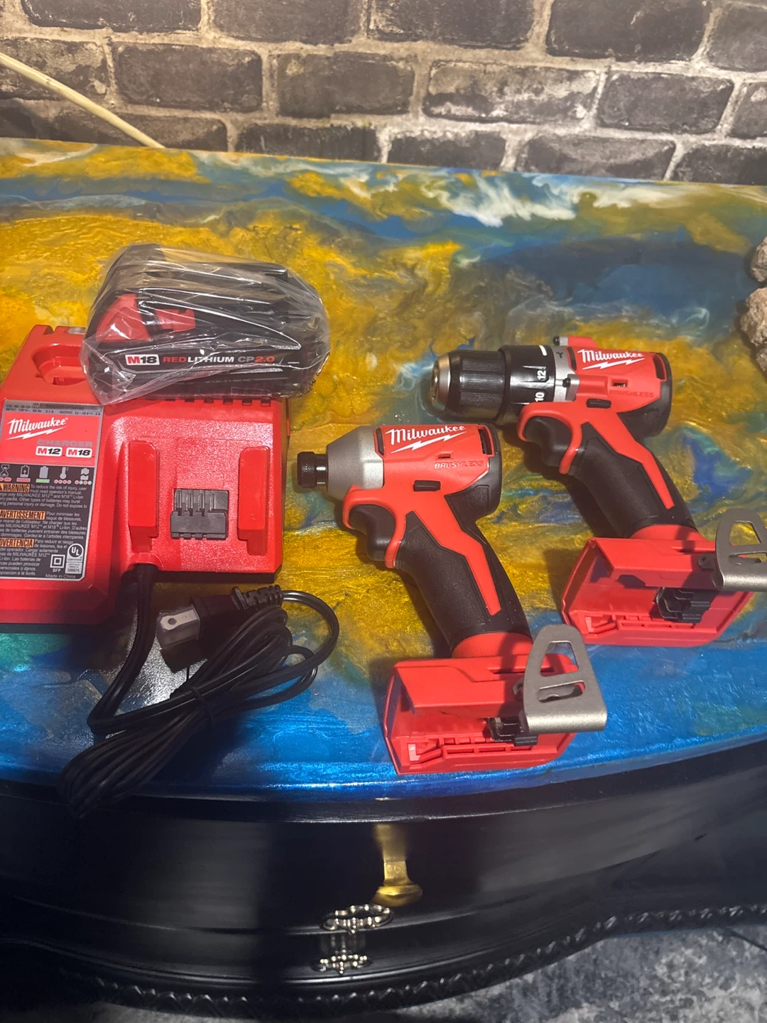 Milwaukee Drill and Driver Set with 1 Nee Battery