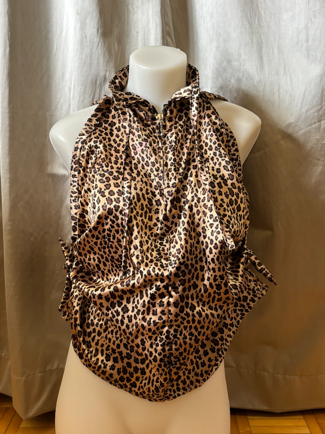 Y2K Leopard Print Halter Top - photo 3