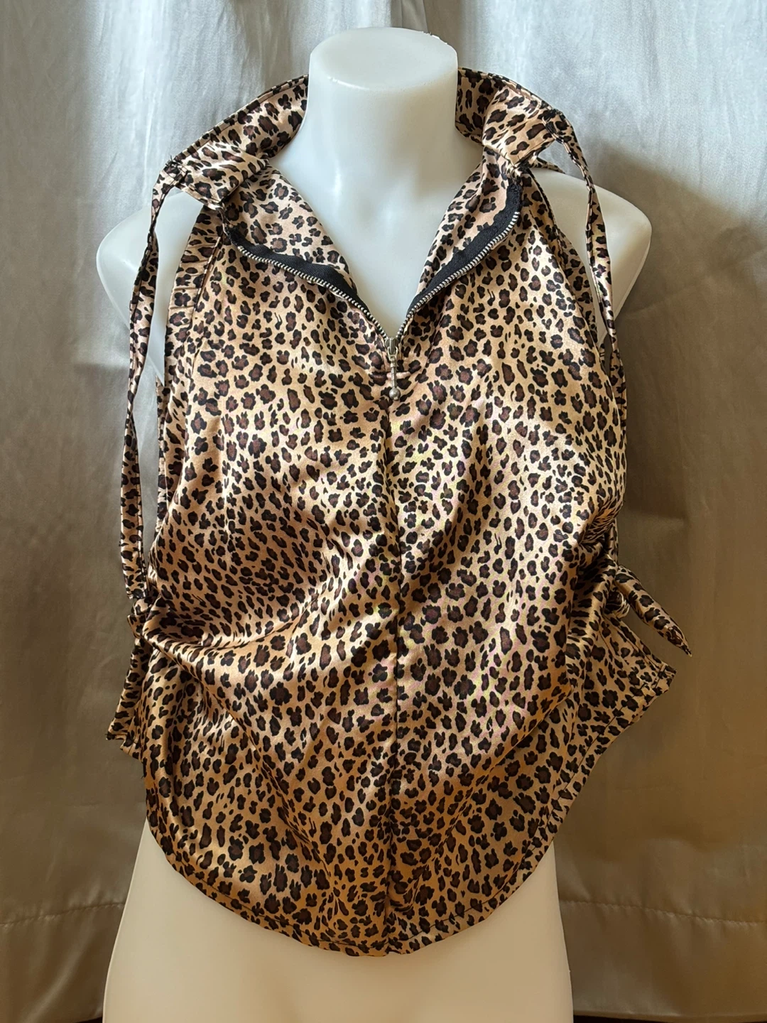 Y2K Leopard Print Halter Top - photo 5