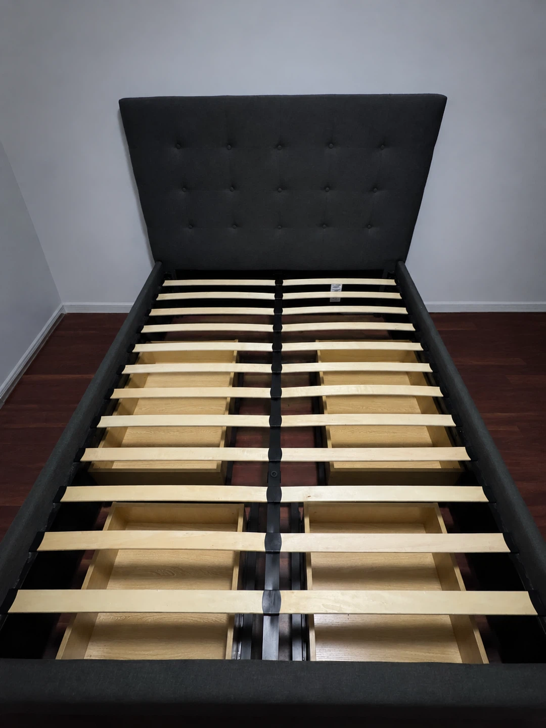 Bedframe with storage - photo 2